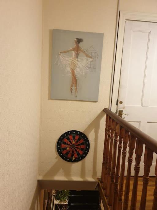 Spacious Bedroom With Private Bathroom. Abbey Wood Εξωτερικό φωτογραφία